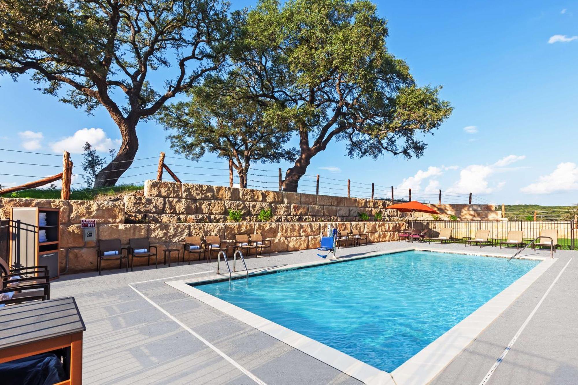 Hampton Inn By Hilton Bulverde Texas Hill Country Extérieur photo